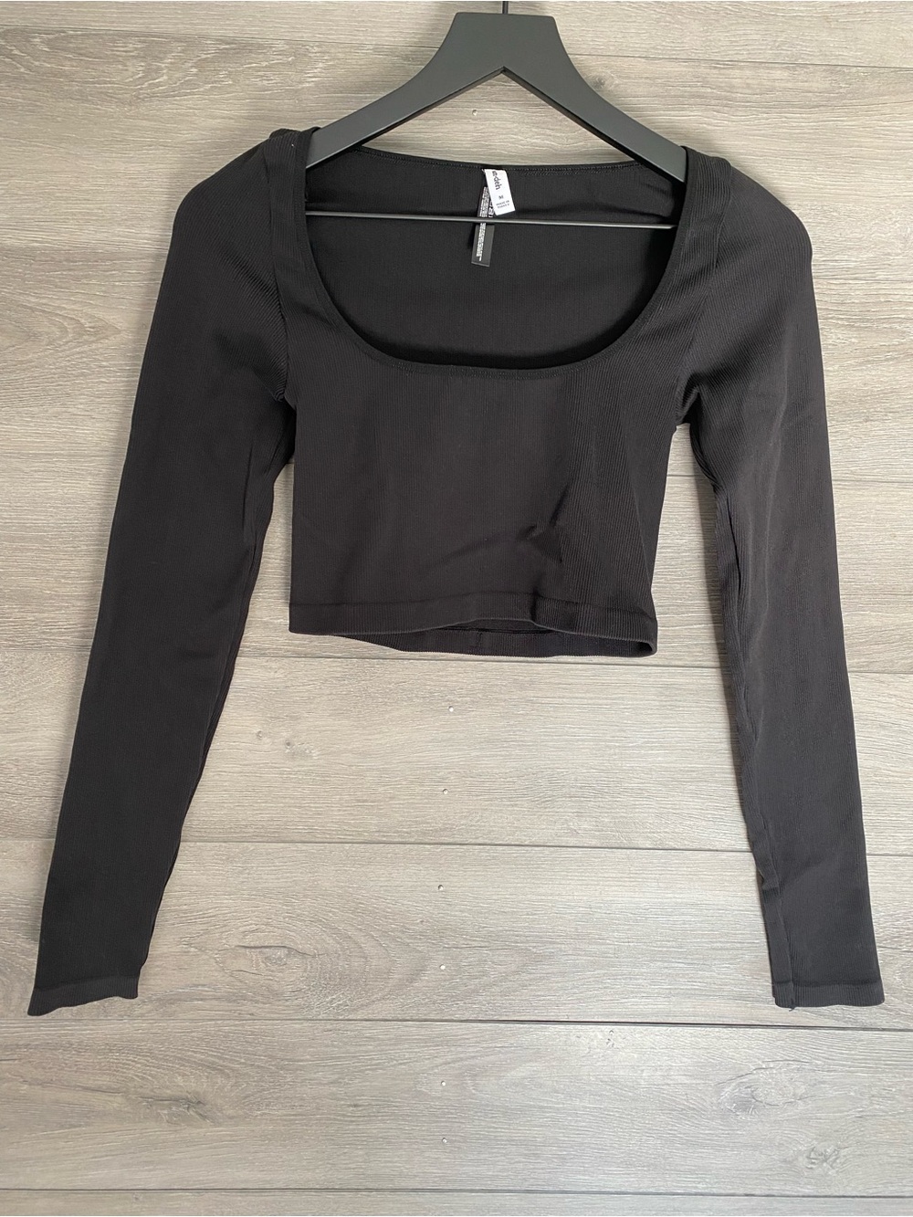 Aritzia Seamless Rib Square Neck Longsleeve Top